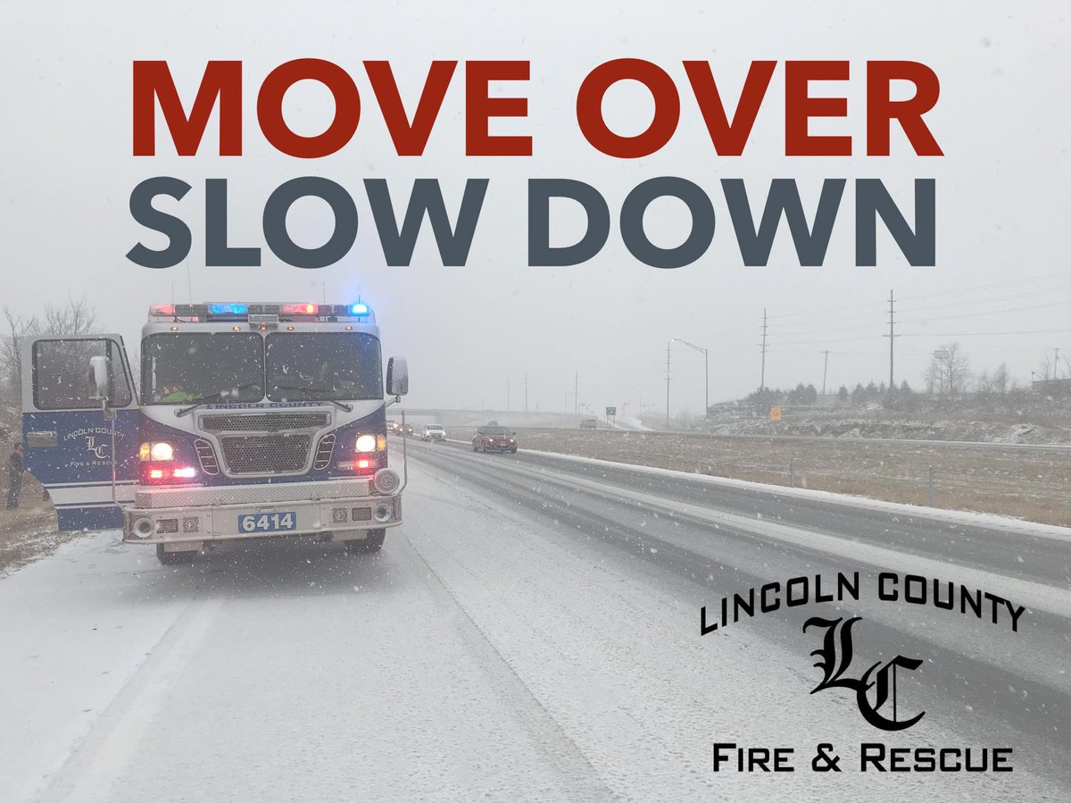 If you are on the roads this evening please move over and slow down for emergency vehicles working on the side of the road. ❄️🚒🚨 #WinterWeatherAdvisory