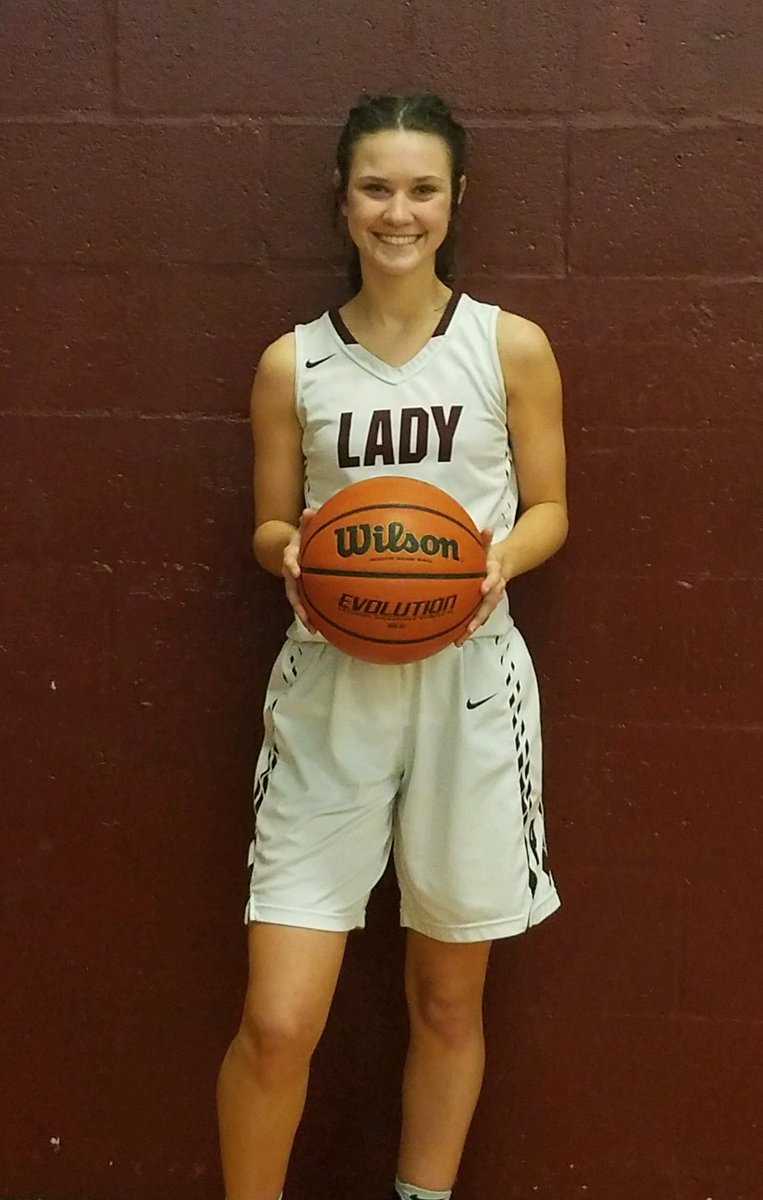 PCHS_Pirates's tweet photo. CONGRATS to our PCHS Lady Pirate, Amy Weaver, for scoring her 1000th point!!! Way to go! 🏴‍☠️🏀🏴‍☠️ https://t.co/80Yg7XMaot