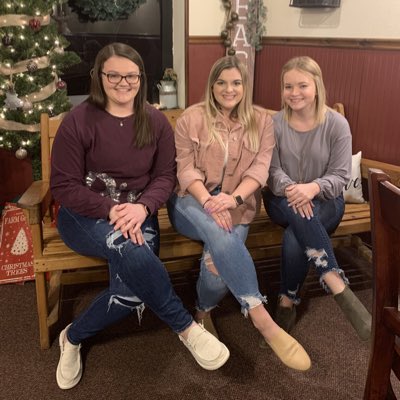 AshlynRay10's tweet photo. @kristil_schorr @brekirchner my favorite people 🤍#NewProfilePic https://t.co/2tHELIkxnA