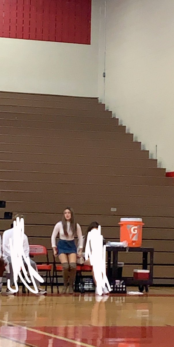 WARWICK BARSTOOL tweet media