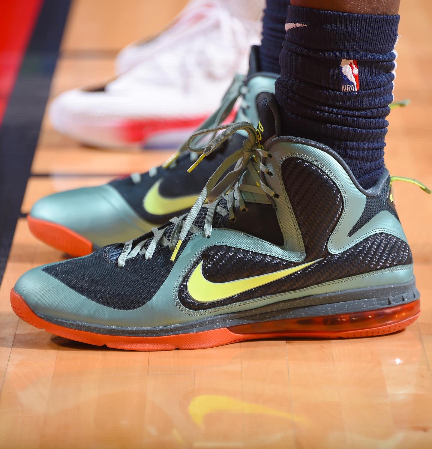 Lebron 9 top cannon on feet