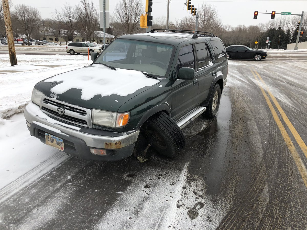 alex__woods's tweet photo. Yesterday I lost a dear friend. The 4runner touched the lives of many and after 23 years of life it decided it's time had come. I'm so sad. https://t.co/EyUJmDfE4u