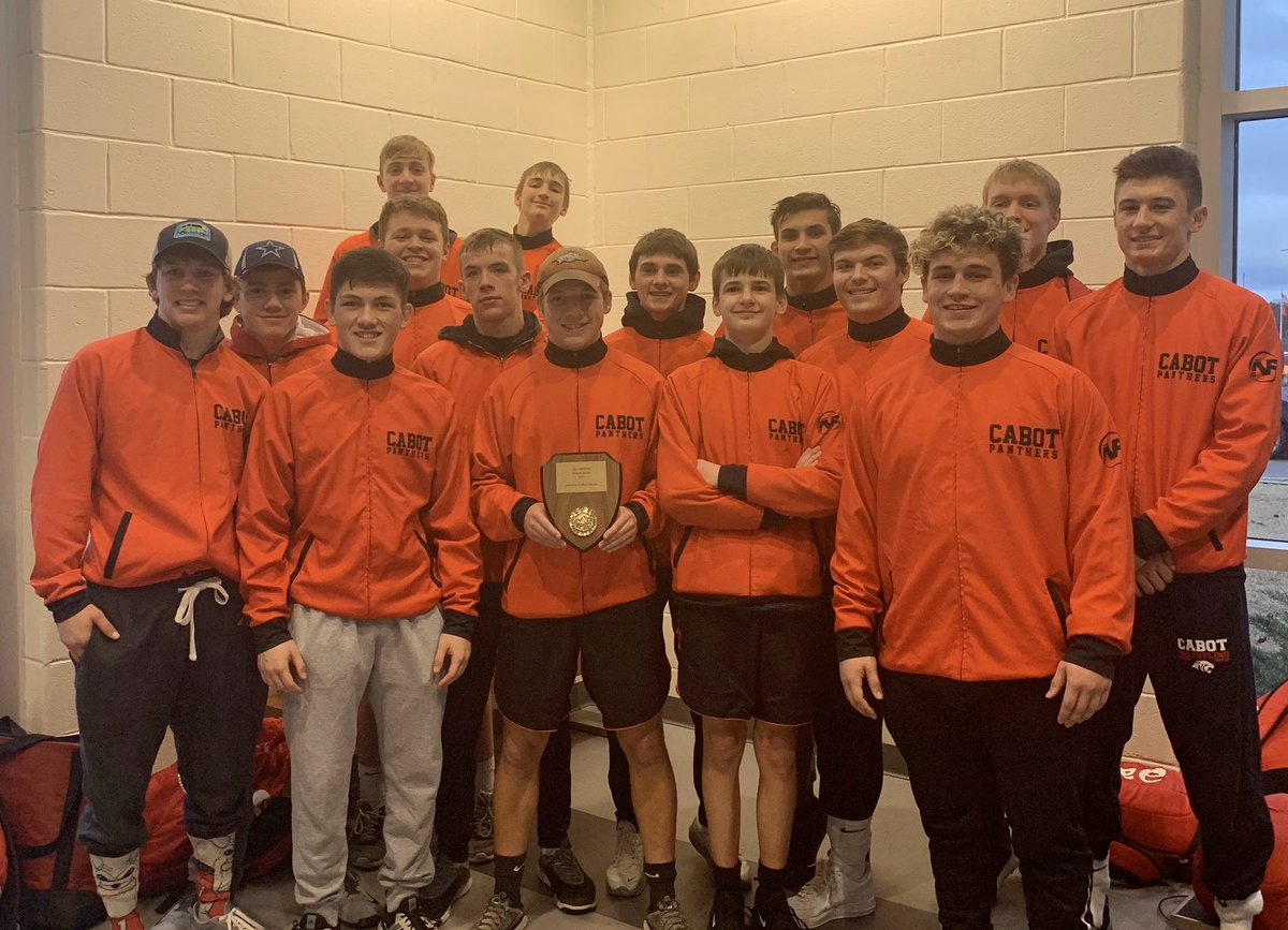 CabotAthDept's tweet photo. Dragon Duels Invitational Team Champions! 🏆🤼 (Collierville, Tennessee)

Congratulations @CabotWrestling! https://t.co/BFjvYgVk1p
