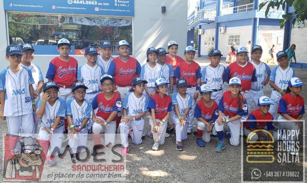 SaltaBeisbolOf's tweet photo. Este sábado Cachorros, equipo que representa a nuestra provincia en la competencia internacional U10 Summer Championship, venció a ANC de Perú y clasificó a las instancias finales de la copa de Bronce. Mañana, domingo, se enfrentará a La Plata a partir de las 8.30. https://t.co/ggQHQCHe1s