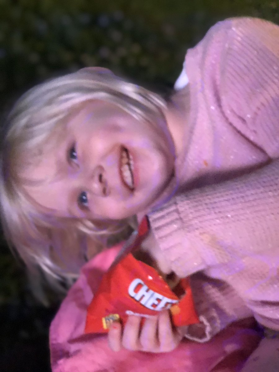 mmuram's tweet photo. Thank you -@cheezit for our fave snacks #attplayofflist https://t.co/RVmZbPl7JB