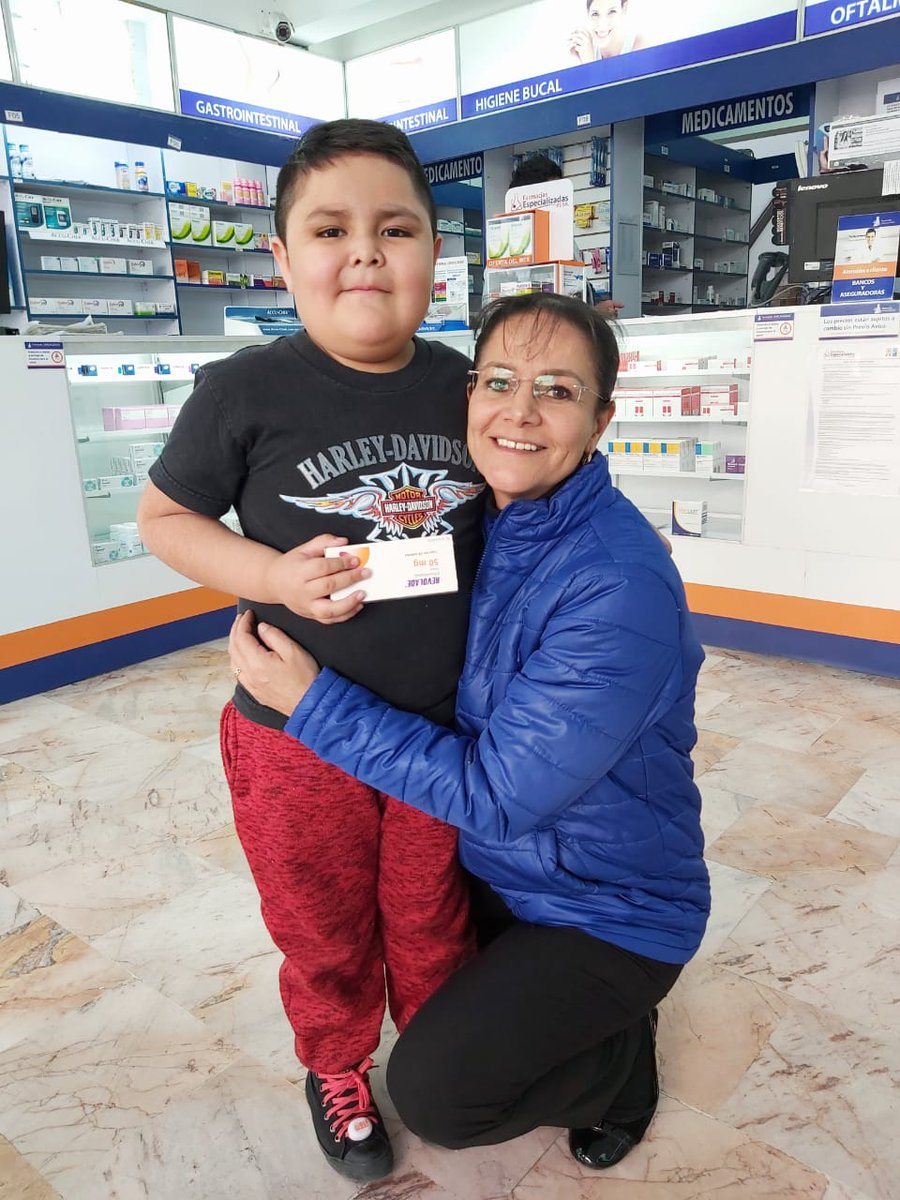 paco1rafigura's tweet photo. Dios nos escuchó y gracias a todos y cada uno de ustedes, familia taurina, hace unos momentos #Josecito tiene ya en sus manos el medicamento.
Agradezco profundamente también el apoyo invaluable de @navaslp y del @DIFMunicipalSLP y de su titular Adriana Urbina. https://t.co/aHR4sxu5yX