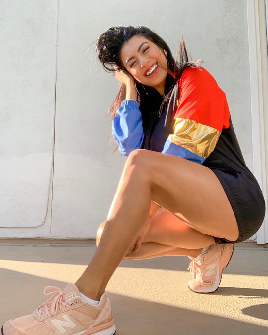 Work/Love/Rest ❤️ This is the @newbalance 💛💙 https://t.co/csyfWnBpGn<a class="tags" target="_blank" title="On Twitter" href="/?out=eyJ0eXAiOiJKV1QiLCJhbGciOiJIUzUxMiJ9.eyJpYXQiOjE3MjMxNDA2MDksImlzcyI6InR3cG9ybnN0YXJzLmNvbSIsIm5iZiI6MTcyMzE0MDYwOSwiZXhwIjoxNzU0Njc2NjA5LCJyZWRpcmVjdF91cmwiOiJodHRwczovL3R3aXR0ZXIuY29tL25ld2JhbGFuY2UifQ._y8OMO1dO603AtfleJjdzbf_EJM635wH6mdIMGOzoyJKm8I2Xxz7GXnt8kTgCZn0EdDQROPmwhj0Ykqpp8zRPg">@newbalance</a><a href="/tag/love"class="tags"><span>#love</span></a><a href="/tag/manhattanbeachpier"class="tags"><span>#manhattanbeachpier</span></a>