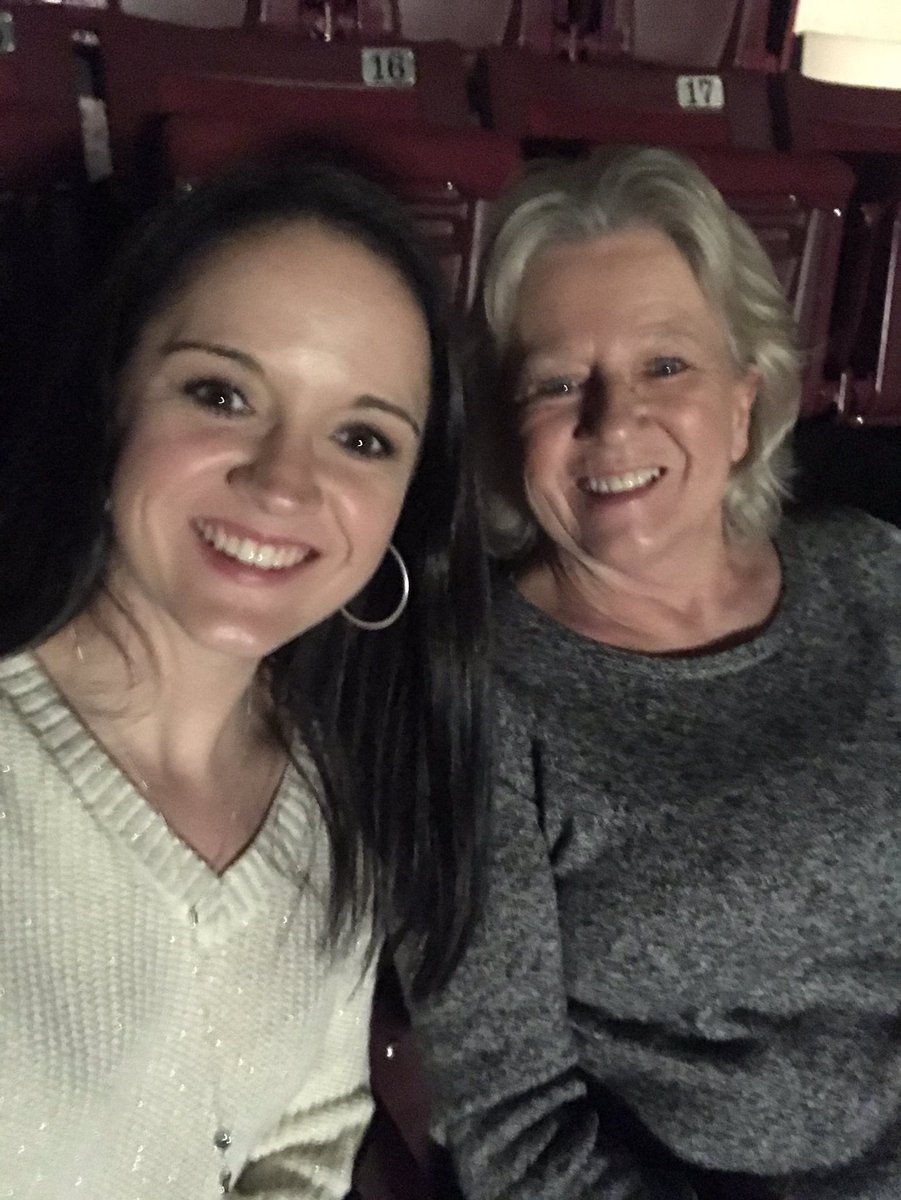 KendlMitchell's tweet photo. #AlanJackson  with my favorite❤️ #motherdaughterduo motherdaughterduo https://t.co/wHvp7lpy3Y