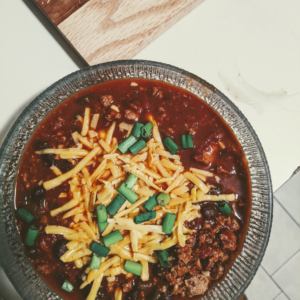 sherwinner's tweet photo. If I were to ever enter a chili cook-off, I would 100% use @antoni's turkey chili recipe. 🤤 Omg, this is sooooooo good!
#antoniinthekitchen https://t.co/022yd4H3m9
