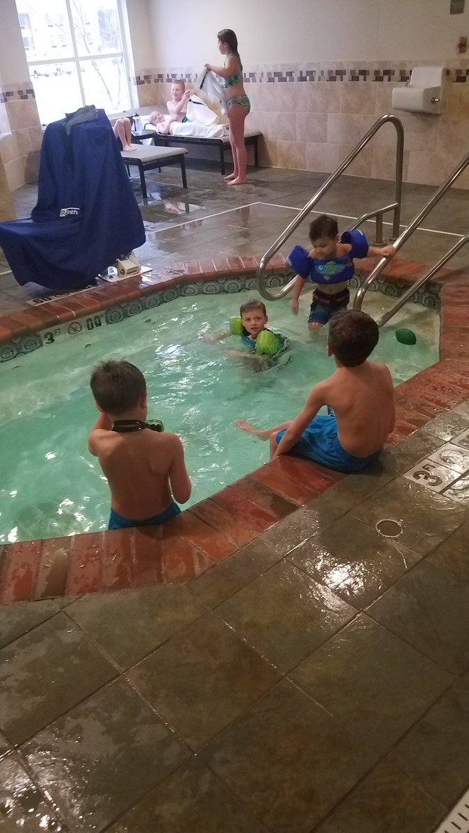 cedarfallswrest's tweet photo. CFWC wrestlers and families swimming and socializing. Team meal before Linn Mar Tournament tomorrow. Thank you @HomewoodSuites for the complementary room @HappyJoesSTL
#Family
#LittleHammers https://t.co/WE26iIsJLj