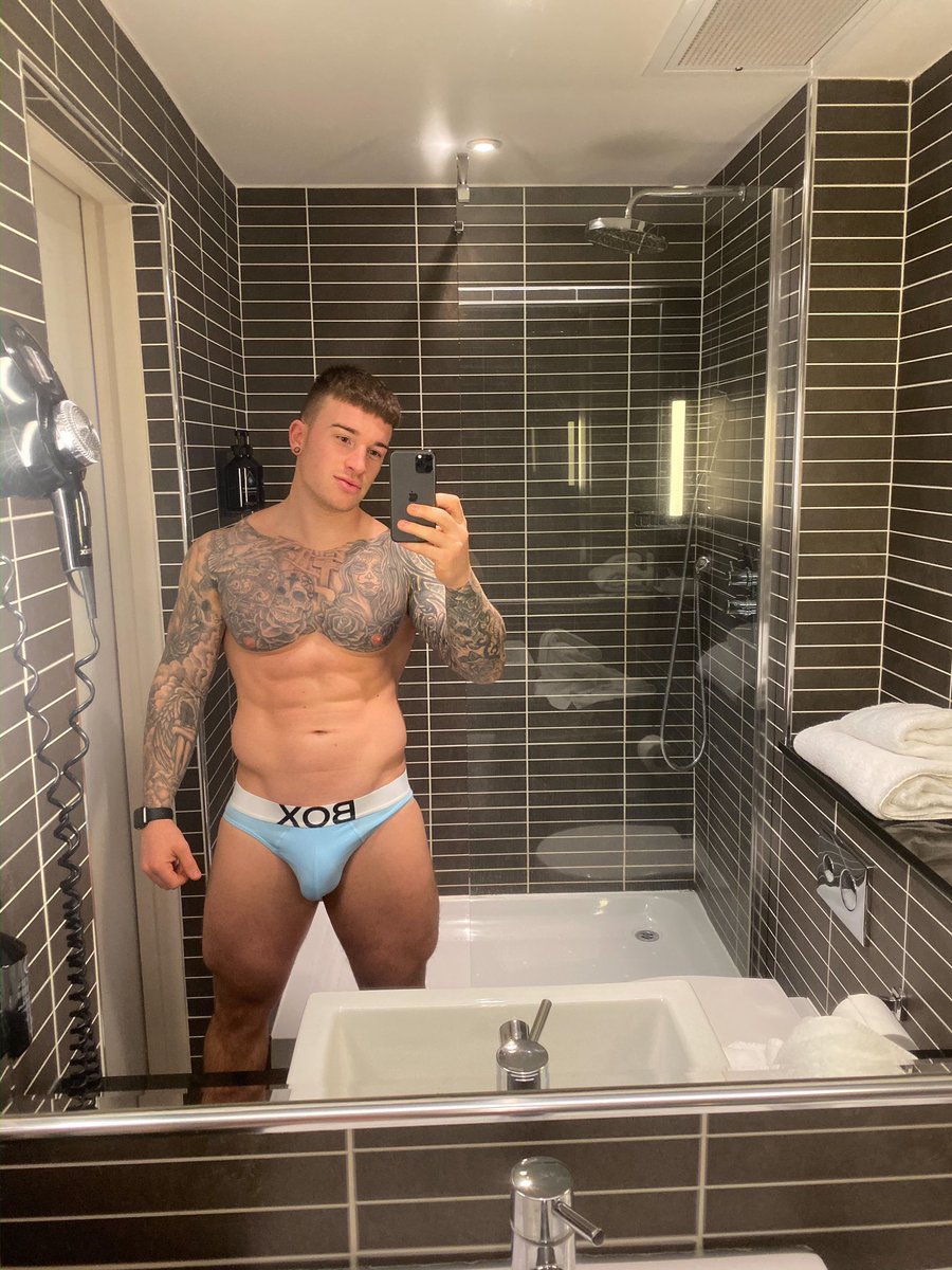 http://Onlyfans.com/hatts17.