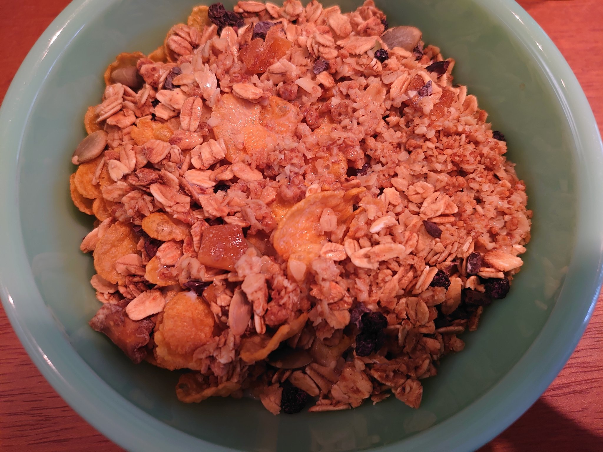 チャラ男番長 Pa Twitter シリアル 玄米グラノーラ 中目黒のチョコ屋のグラノーラ 豆乳なう 豆乳が少量しかありませんだした 本当に申し訳ございません スナック菓子を食べてる感覚です T Co Xlikhz2a4z Twitter