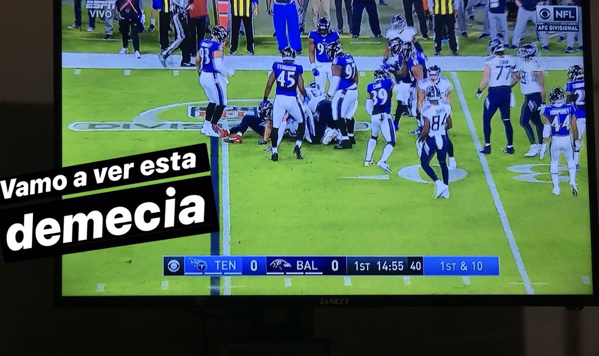 araadames's tweet image. A Baltimore le voy!  Ya sin gritos ni S3... #Pats4Ever