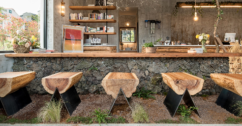 ArchDaily's tweet photo. Cafe that Resembles Jeju Island / STARSIS https://t.co/vweg5r1eKe https://t.co/cnZfeHd6FK