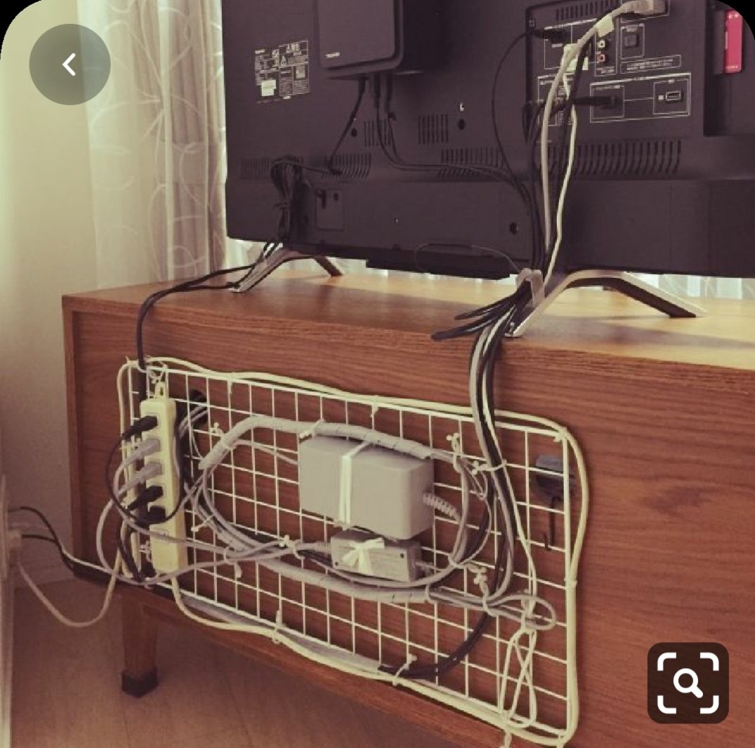TOGERD's tweet image. Bagi yang suka merasa stress liat kabel berantakan dan bingung cara ngerapihinnya, bisa coba tatah dengan wire net/mesh. Jangan lupa pakai spiral wrap, cable clip/band juga biar semakin rapih 👍
*Dari saya, yang suka puyeng masalah perkabelan*