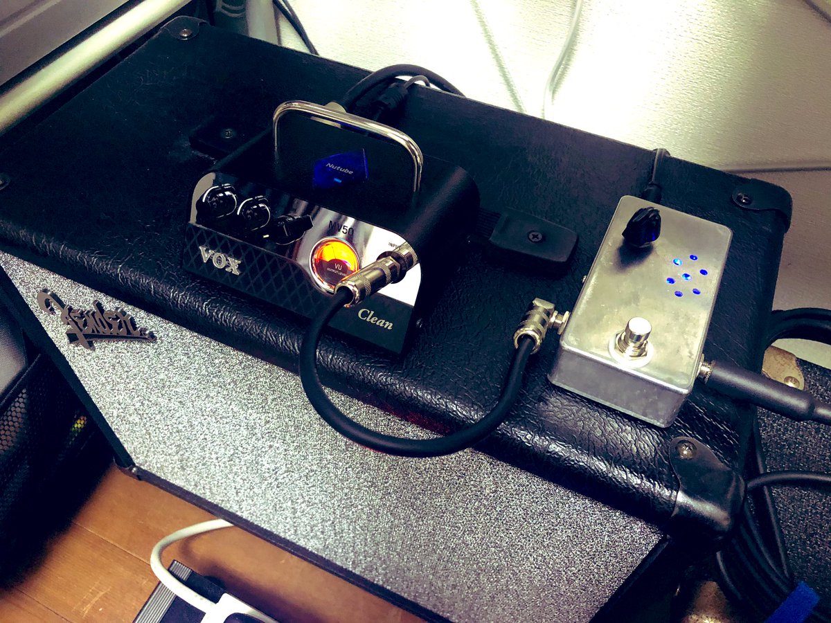 EBK真空管ブースターは、デフォルトで12AV7がセットされていた。色々