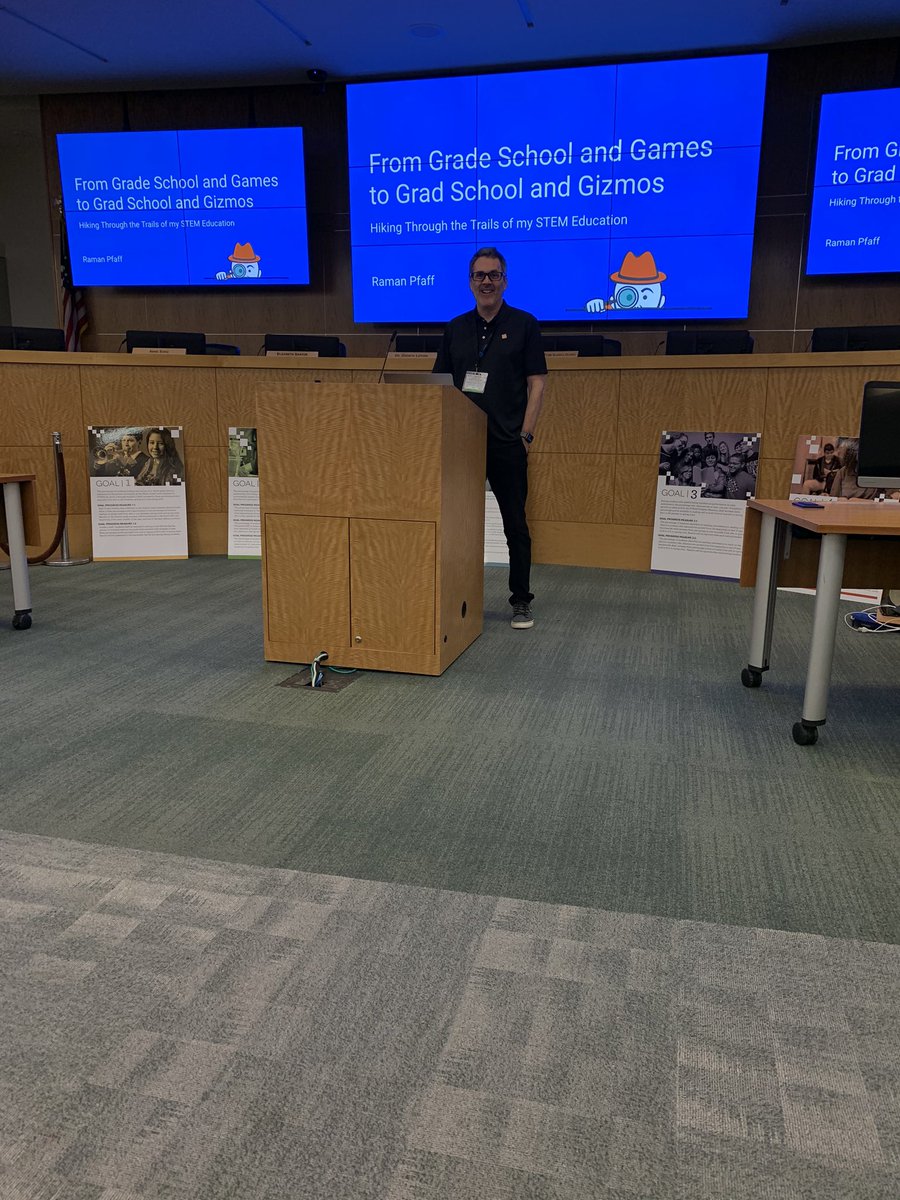 HISD2020's tweet photo. Thank you for your AWESOME Keynote! #HISDToolsforSTEM https://t.co/IzZNNT0MEV