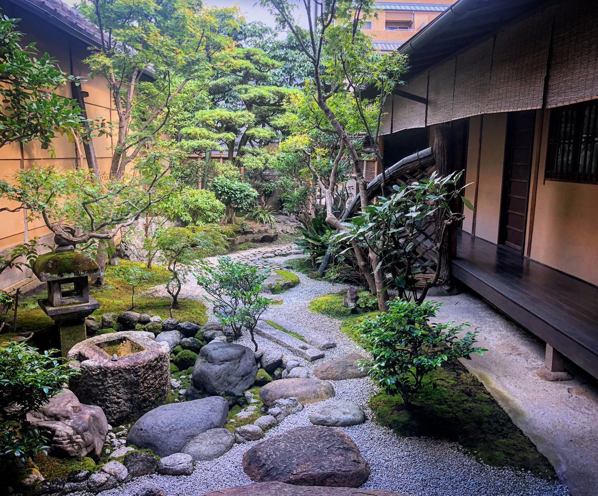 日本庭園情報メディア おにわさん The Japanese Gardens בטוויטר ザ ターミナル キョウト そんな京町家 も姿を消すものが少なくない中 現ターミナルキョウト 旧木崎家住宅は13年から修復に入り 14年にオープン その模様は手掛けたツカキグループ代表