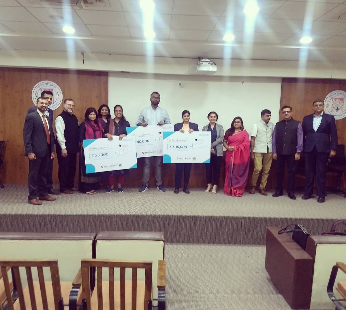 Excited to share that Cycling Cities won 2nd runner-up prize🏆 for business pitch as a social impact #startup in 3-Day #socialentrepreneurship bootcamp by #brihatifoundation @tieahmedabad @RishihoodUni & AIC-GUSEC. Thanks to all for constant support,motivation & belief on CC🚴✌️