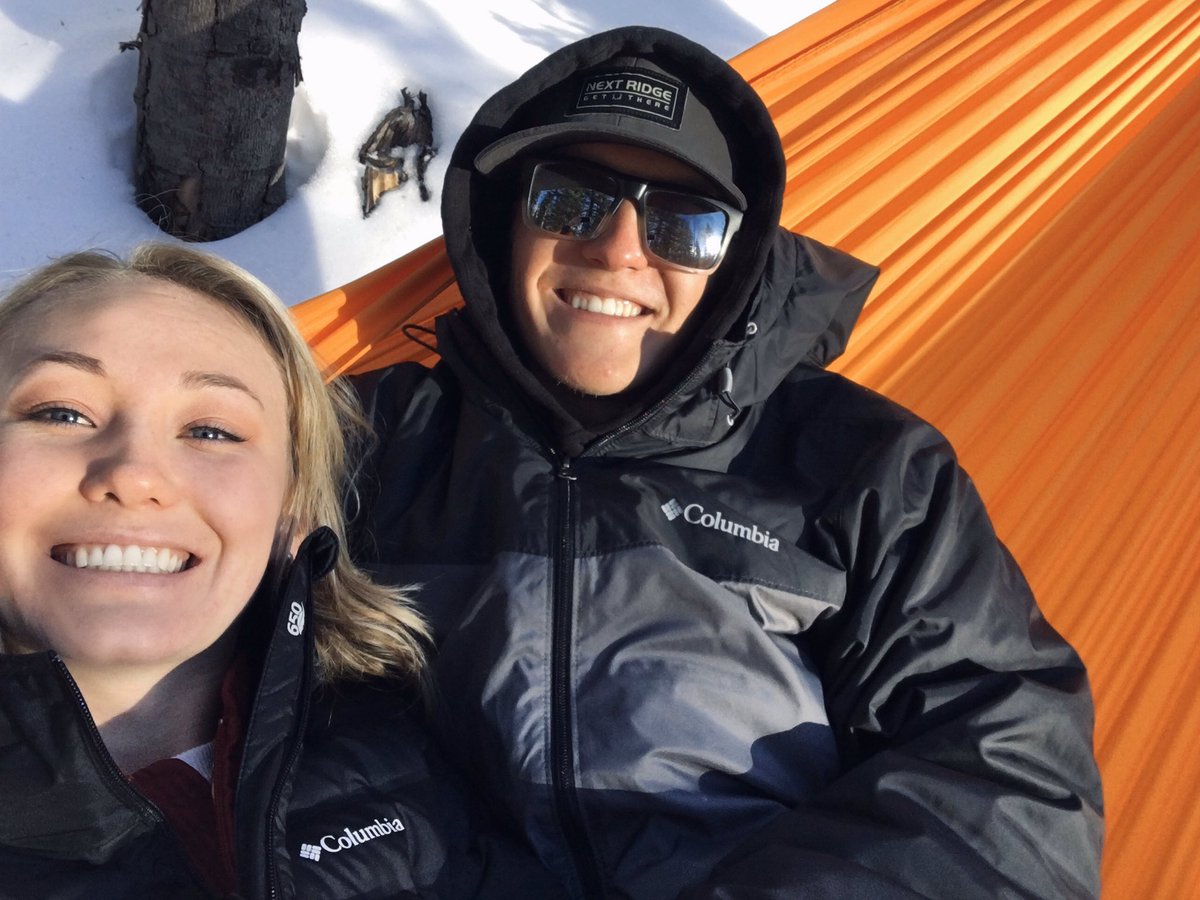 linzy_flinders's tweet photo. finally found someone who puts up with my crazy adventures ;)) ⛷🏔 https://t.co/o6dPbelDRg