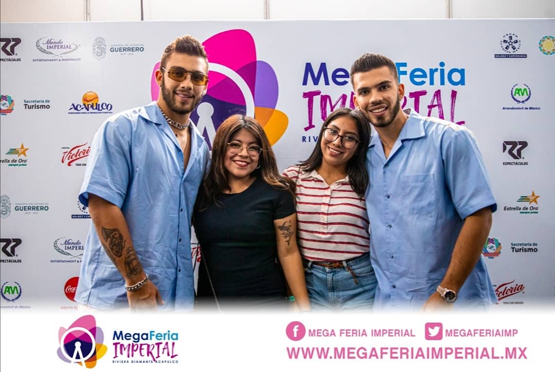 MegaFeriaImp's tweet photo. ¿Te imaginas estar cerca de Manuel y Julián Turizo? (@mturizomusic, @julianturizomusic)

Fue posible para los ganadores del Meet &amp; Greet en la #MegaFeriaImperial.

¡Te esperamos el la próxima! https://t.co/PmoCV344P3