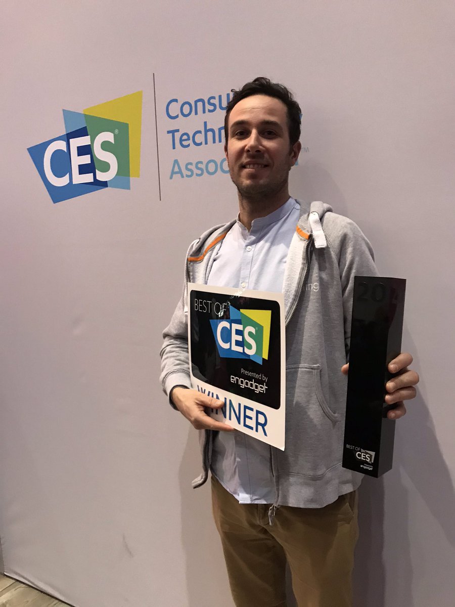 healthcare_de's tweet photo. Awards auf der #CES2020! Unter den #engadget Gewinnern waren auch starke Macher von #digitalhealthCES, zB Geräte zum Unterstützen des Hörens von #OliveUnion #smartear (on stage) + @phonak @SonovaGroup #virtoblack @johnnyurb sowie die Vitaldaten-#scanwatch von @WithingsDE @besnama https://t.co/KSWTtCvowq