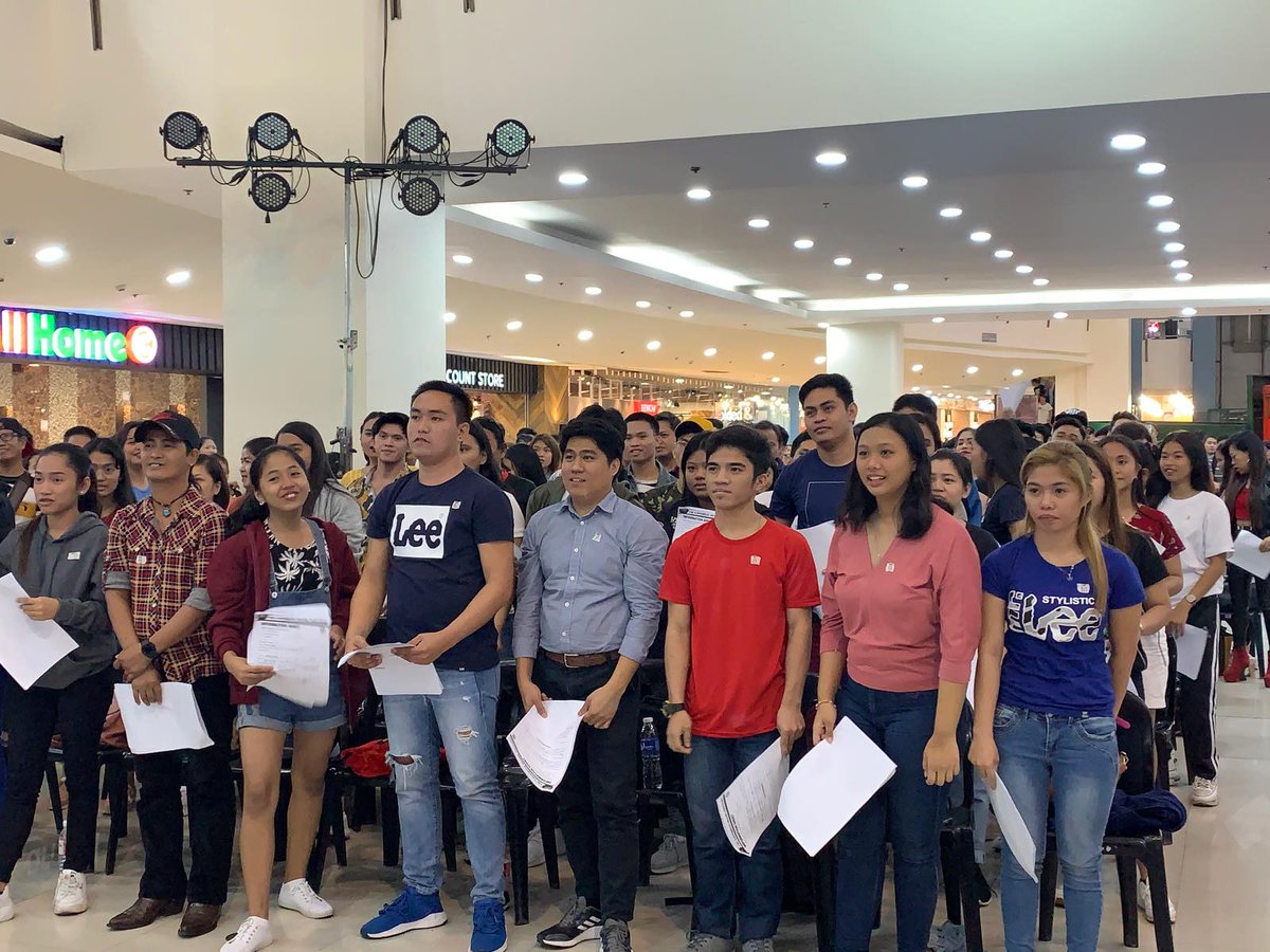 itsShowtimeNa's tweet image. ⭐ TNT x Mini Ms. U #TNTRefer #TNTJoin #MiniMsU 👑🎙