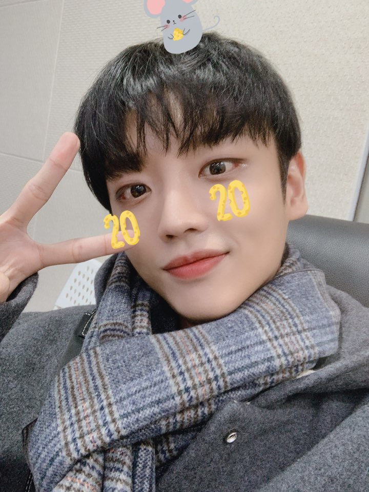 WeInTheZone_twt's tweet photo. [#이슨] 좋은 주말🧡
공연도 기대 많이 해주세요😉

#WE_INTHE_ZONE #위인더존 
#ESON https://t.co/yJJLK4SWaT