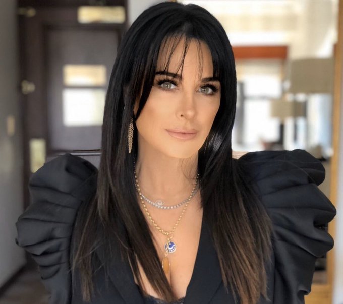 Kyle Richards&rsquo;s Birthday Celebration | HappyBday.to