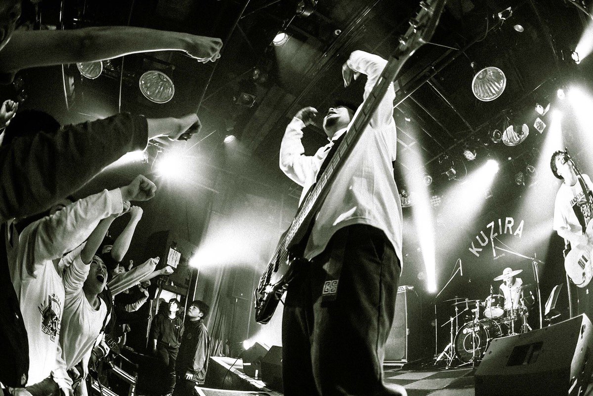 KUZIRAwkm's tweet photo. 【ライブ写真①】
KUZIRA"Pay The Piper"Release Tour
Final Series -大阪編-

w/
ハルカミライ

📸 by @chonphoto https://t.co/pRX2enYc3q