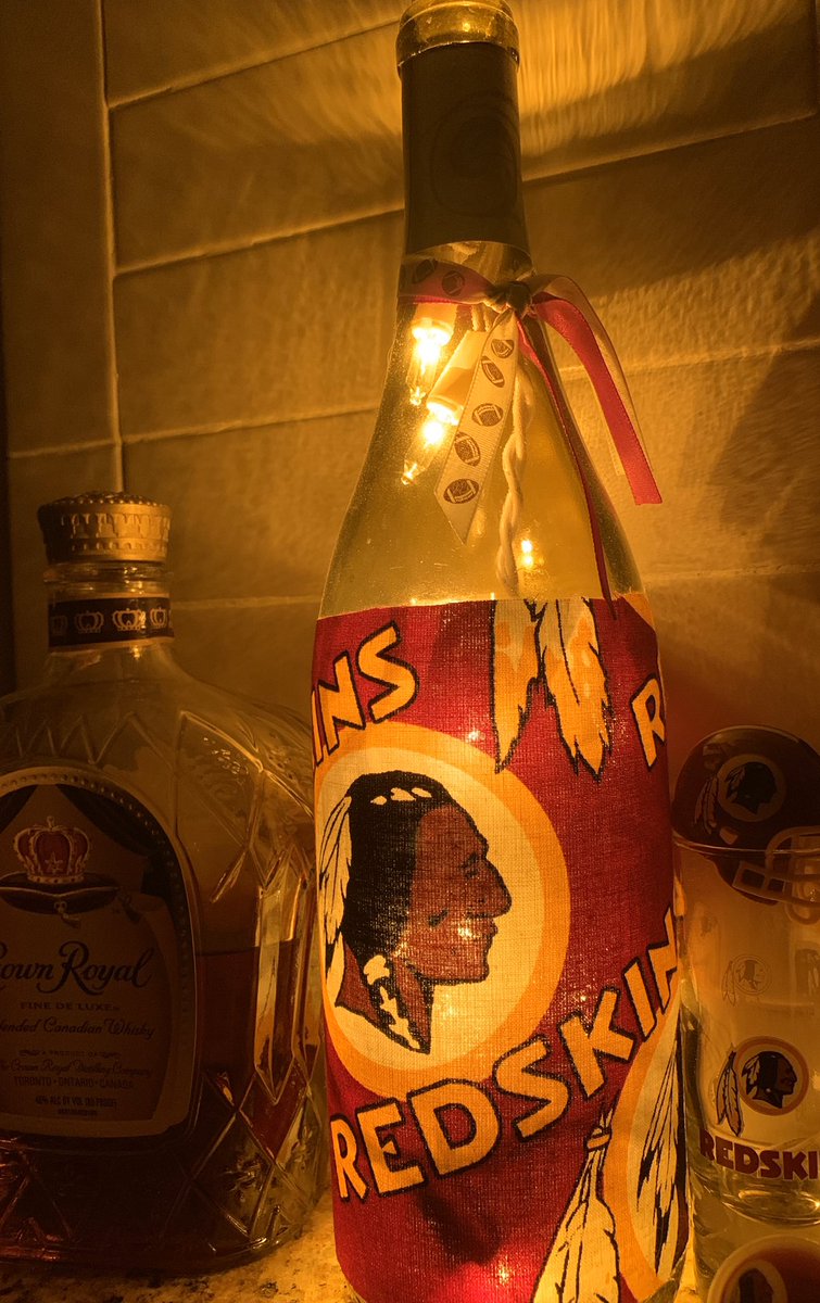 whosuzieq's tweet image. Just watching football and tweeting by the light of this 😊❤️💛💡⬇️⬇️ #HTTR #LoadsOfLove #wpmoychallenge Sundberg #wpmoychallenge Sundberg #wpmoychallenge Sundberg #wpmoychallenge Sundberg #wpmoychallenge Sundberg #wpmoychallenge Sundberg #wpmoychallenge Sundberg