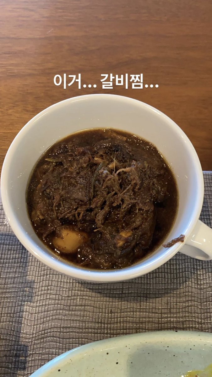 mefauy's tweet photo. คูมวู๊ดดดด  แง้งงงงง https://t.co/bQzIfi8huT