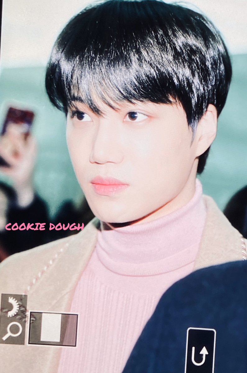 c00k1ed0ugh's tweet photo. 200112 #카이 #KAI #종인

청순미 대상 귀여움 114% https://t.co/x9SwWHBvZx