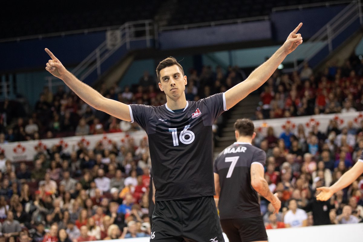 VBallCanada's tweet image. The #MapleVolleys have done it! #Canada comes back from two sets down to defeat 🇨🇺 at Men's #NORCECA Qualification Tournament! #RoadtoTokyo2020