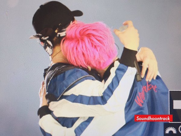 28. His support for Jinwoo ever since trainee days; how he’s willing to help Jinwoo practice all night (ok I’m emo) and eventually Jinwoo found the joy in dancing. Thank you  #HappySeunghoonDay  #SayMyNameSeunghoon