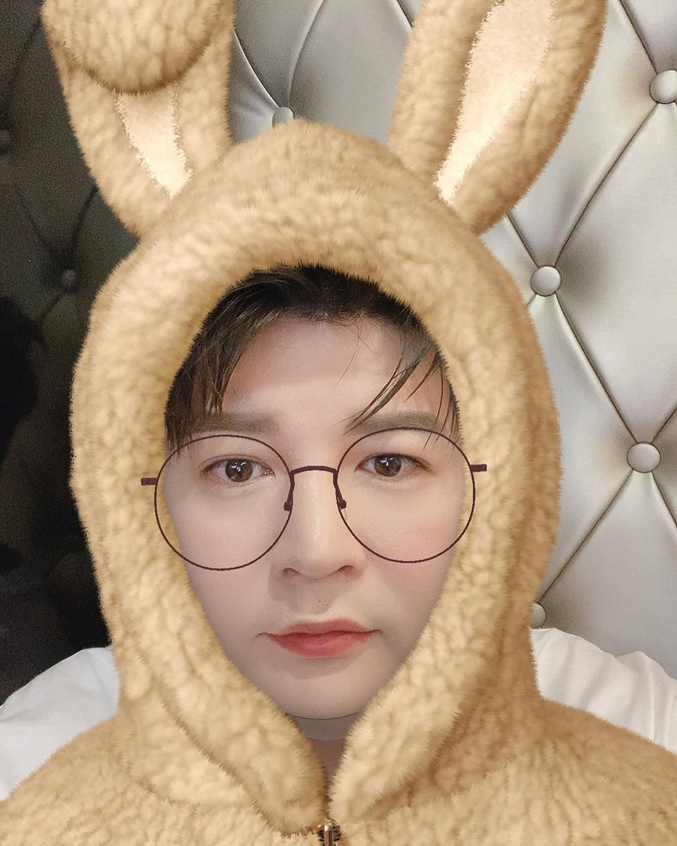 ehyukster13's tweet photo. _Tổn thương anh tôi phải nhận vậy thì ai xin lỗi đây 😡
#신동_잘했어요
#ShinDong_welldone
#사랑해요_신동 https://t.co/DYkVST8Vbb