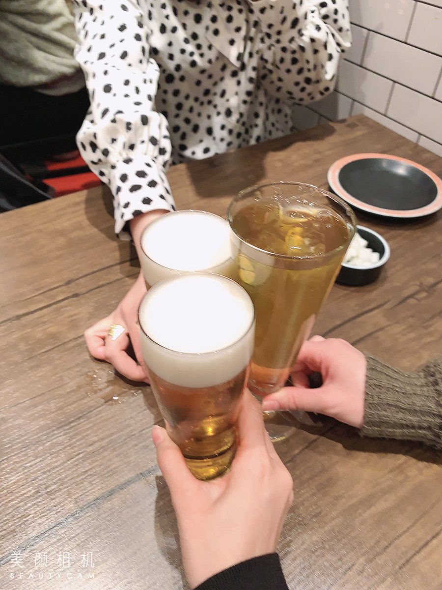 kuma_29's tweet photo. 山手線サイコロ梯子酒スタート❤️ https://t.co/K2ymmN0PFa