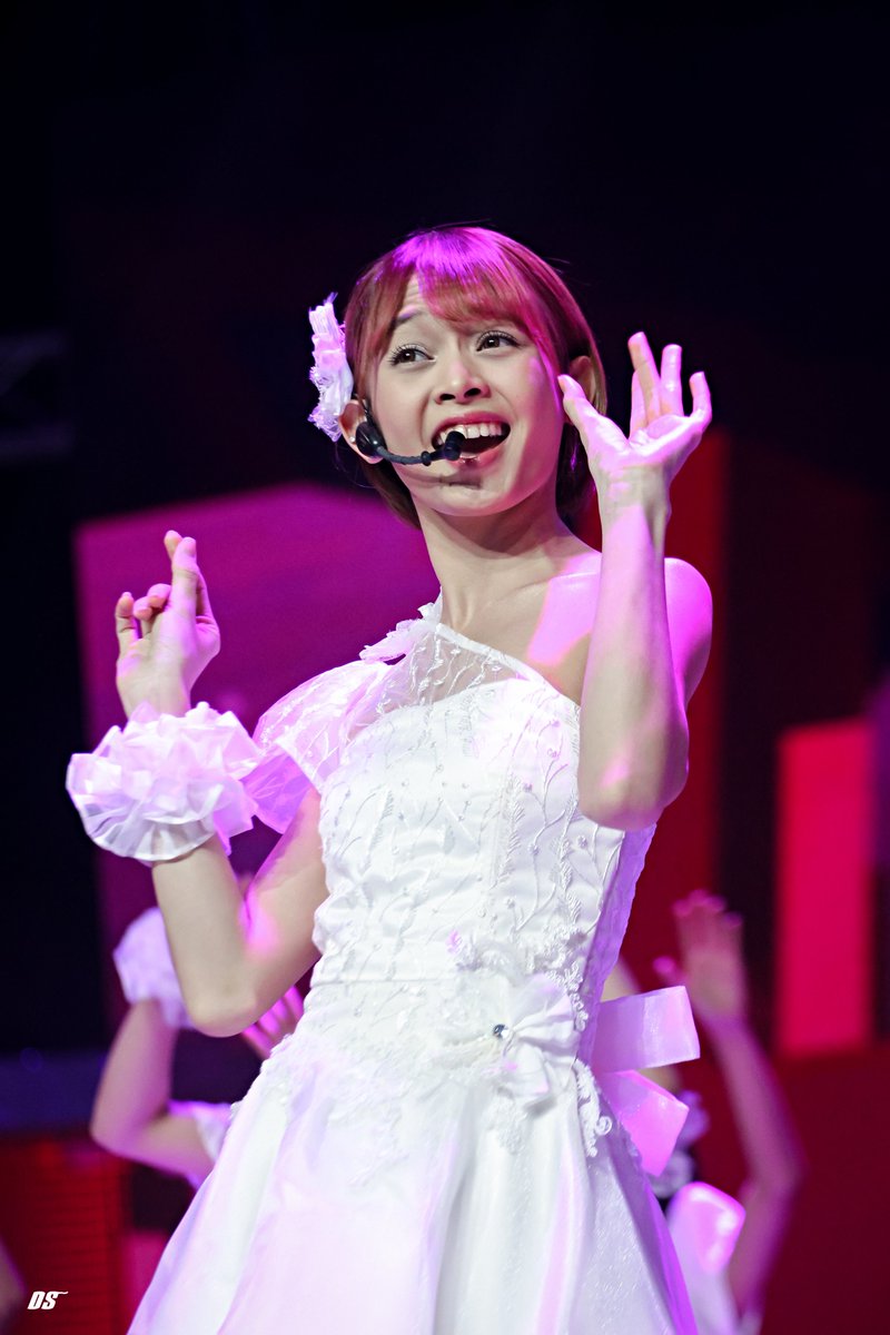 duwiDS_'s tweet photo. Feni Fitriyanti @F_FeniJKT48 

@ #IndonesianSoccerAwards 2020
Studio 6 Emtek City, Jakarta
10-01-2020 #KLBISA2020 #JKT48Rapsodi https://t.co/BY7sk8Aqo3