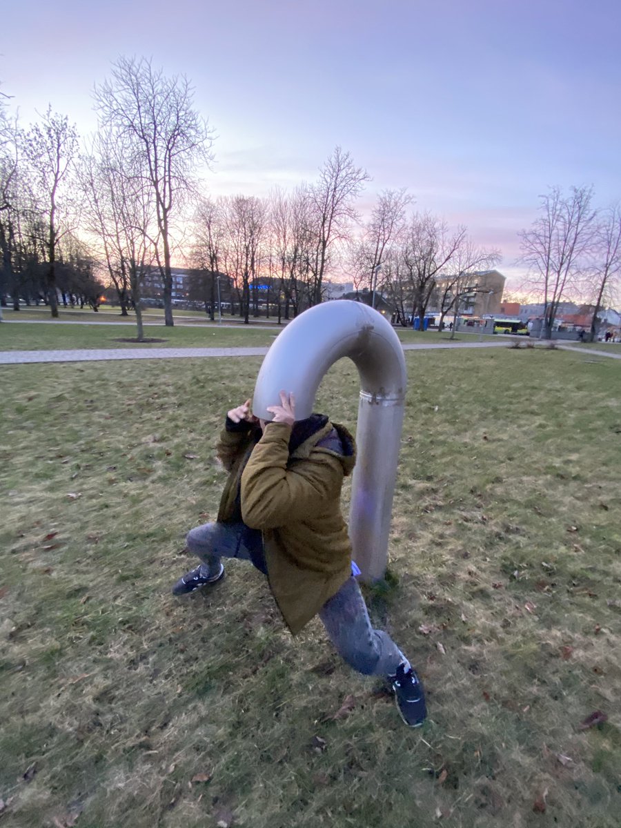 Too much internet 🤷‍♂️