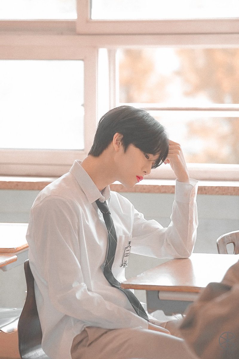 ultabcix's tweet image. ✨how to get this kind of filter for your photos using lightroom✨

a lightroom preset thread⤵️
