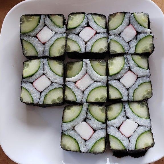 hostbotuk's tweet image. Sushi or cucumber? Too square for me. #worldcucumberday