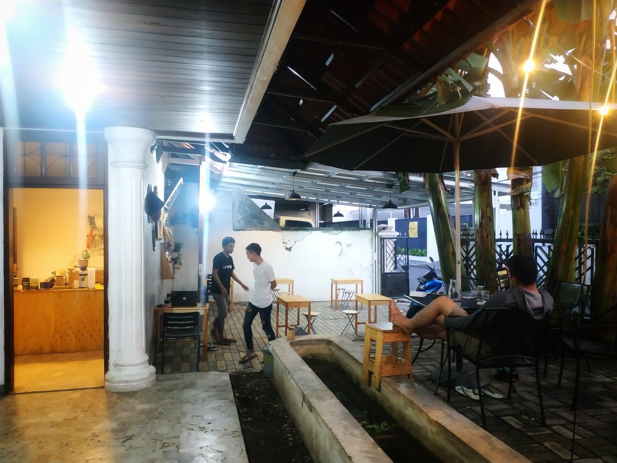Kedai udah buka nih, yuk mari #ngopi yuk #mampang #ngopidimampang