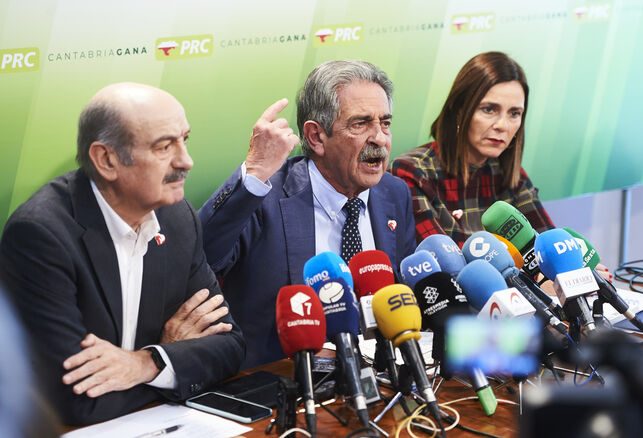 eldiarioes's tweet photo. Revilla trata de justificar su 'no' a Sánchez ante el riesgo de huida de su electorado progresista https://t.co/clJywFO6Mm https://t.co/NBEgJ6Q7uk
