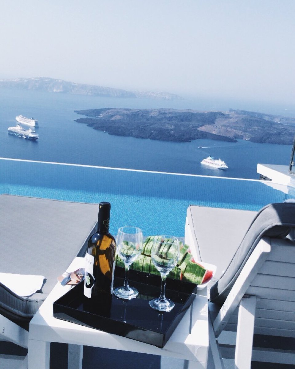 ThatOneTrip's tweet photo. Morning vibes with a view, private pool and wine. 🥂 Greece is lovely! @pegasus_suites #thatonetrip
#greece🇬🇷 #santorini #pegasus #winelover #aegean #caldera #viewfromthetop #over #luxuryresort #poolvilla #honeymoon #couplesgoals https://t.co/6AyeGkHtGx