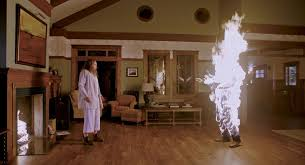 merlinpapin3's tweet photo. Vu #Heredite d'#Aster le réalisateur complexe de #Midsommar avec #GabrielByrne #ToniColette et #AlexWolff un film d'horreur bien barge et mystique avant-gôut de son dernier film.
@tbarnaud @_uno_ragazzo_ @Jouxplane83 @CineMorgan @FredOL69007 https://t.co/Yfsw8Vh804