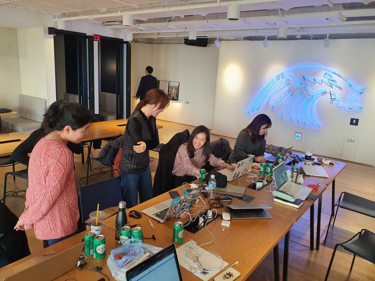 to_gomsk's tweet photo. #SalesforceSaturday can not be stop! Your passion is our energy. Thank you very much! @RecentPark @trailhead #HBsmith https://t.co/2U1Pv2EznO