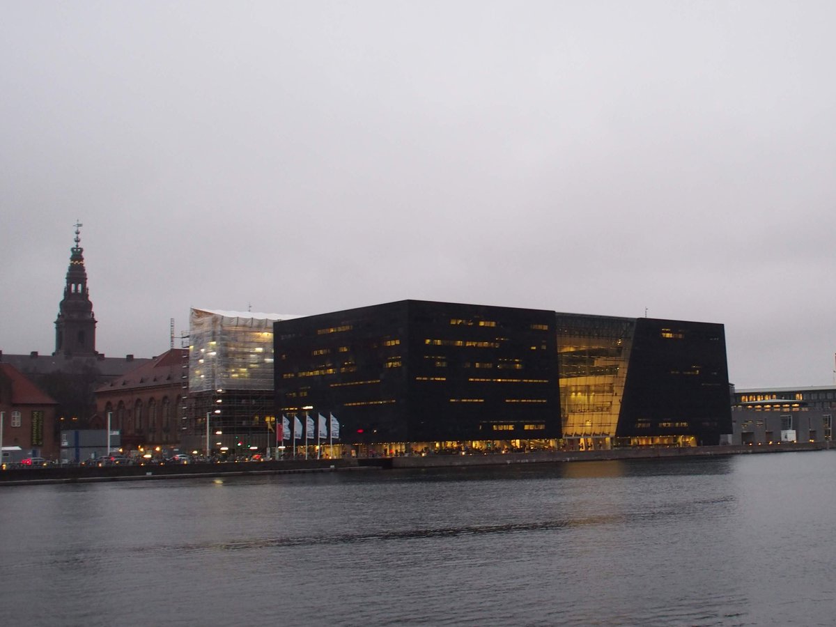 marikawa2020's tweet photo. Two libraries I saw in Copenhagen (Copenhagen Main Library &amp; The Black Diamond) are beautiful and promote studying and working for users. The 2nd floor is closed until mid in 2020 in Copenhagen Main Library because they are building a new kids area! Looking forward to completion! https://t.co/A7vTMl0s29