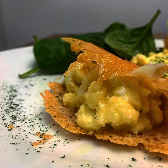 thelowcarbdude's tweet photo. Back to my classics... still I believe I never did this one. #englishstyle #scrambledeggs with #cheese and #butter on a #cheesecrust #quesadilla with #babyspinach. Oh so goooooood! .
.
.
.
.
.
.
#lchf #lchfstyle #lowcarbhighfat #lowcarb #healthyfood #hea… https://t.co/WTBBwLbVby https://t.co/BaQSn8lu5h