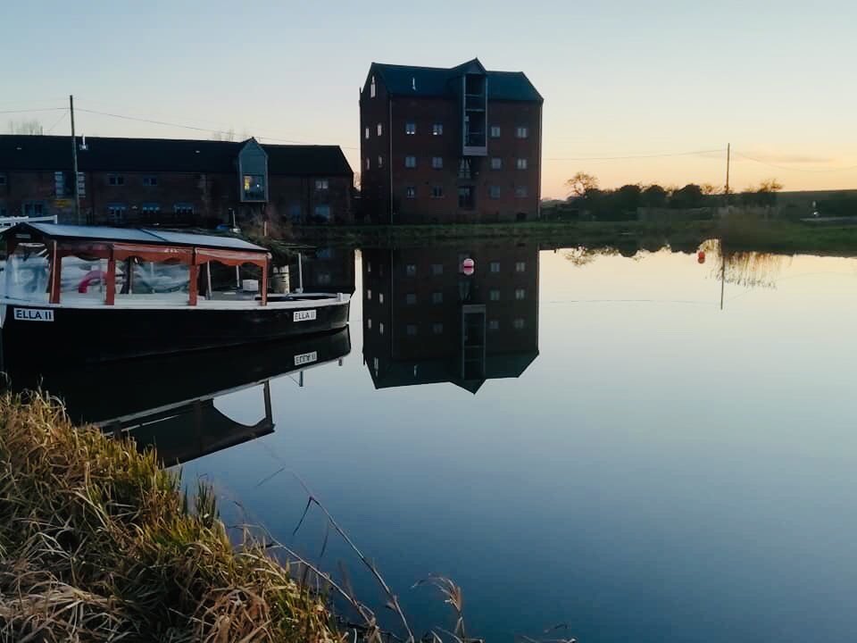 NWDCTrust's tweet photo. We love to receive pictures from our visitors, thank you Ed Foss👏. #NorthWalshamandDilhamCanalTrust #NorthNorfolk #NorthWalsham #Dilham #Norfolk #NorfolkMills #Canal #Waterway #Nature #Wildlife #VisitNorfolk #VisitNorthNorfolk #picoftheday https://t.co/gJVSVg8OfN