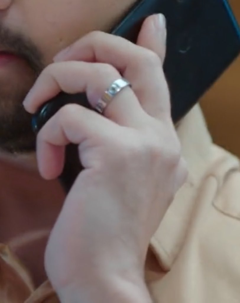 Appreciation post for  @karanvgrover22 's delicate fingers